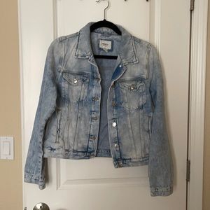 Light wash jean jacket